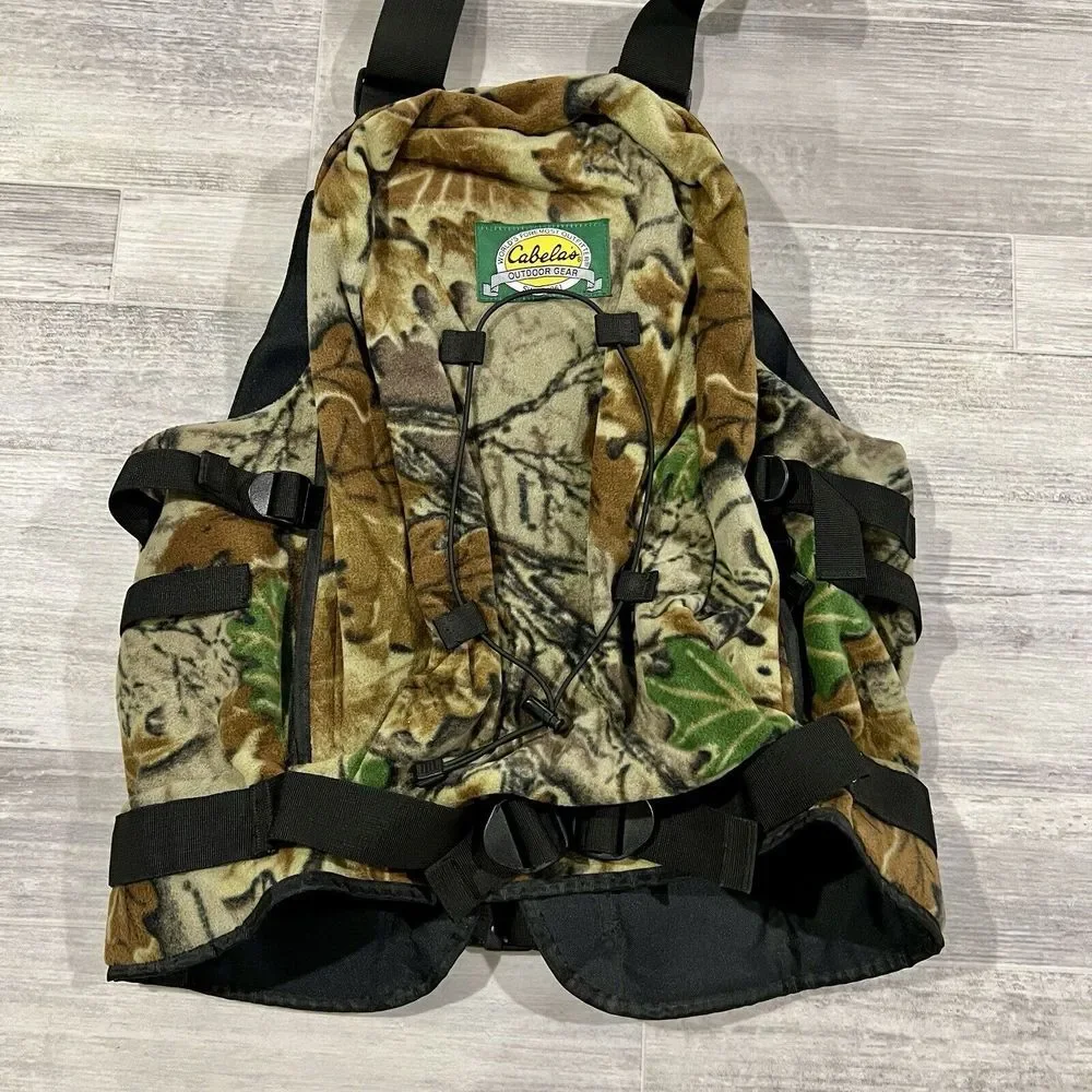 Cabela's Camo Backpack Vest Size Medium‎ Hunting Hiking Outdoors Padded